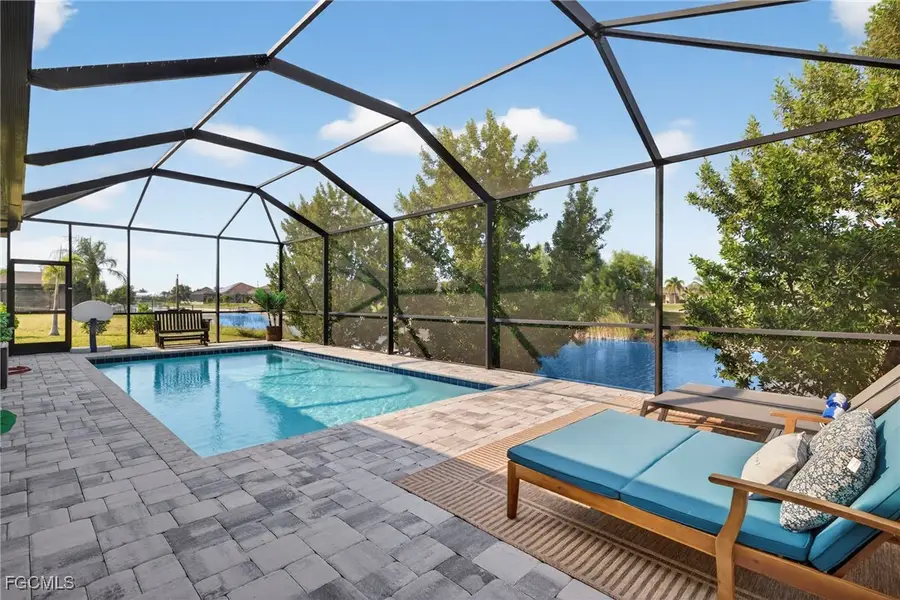 1001 SW 37th Street, Cape Coral, FL 33914 - Image #3