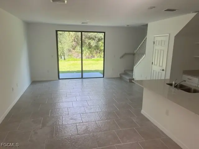 14207 Oviedo Place, Fort Myers, FL 33905 - Image #3