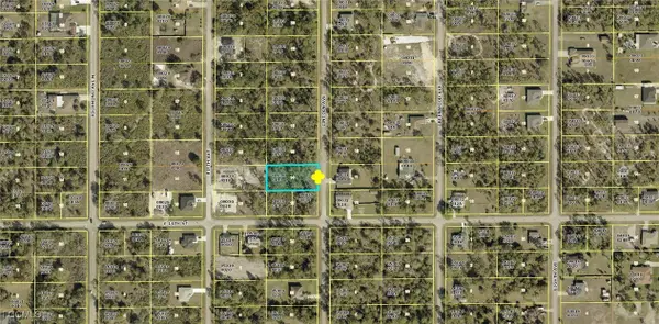 1425 Lincoln Avenue, Lehigh Acres, FL 33972