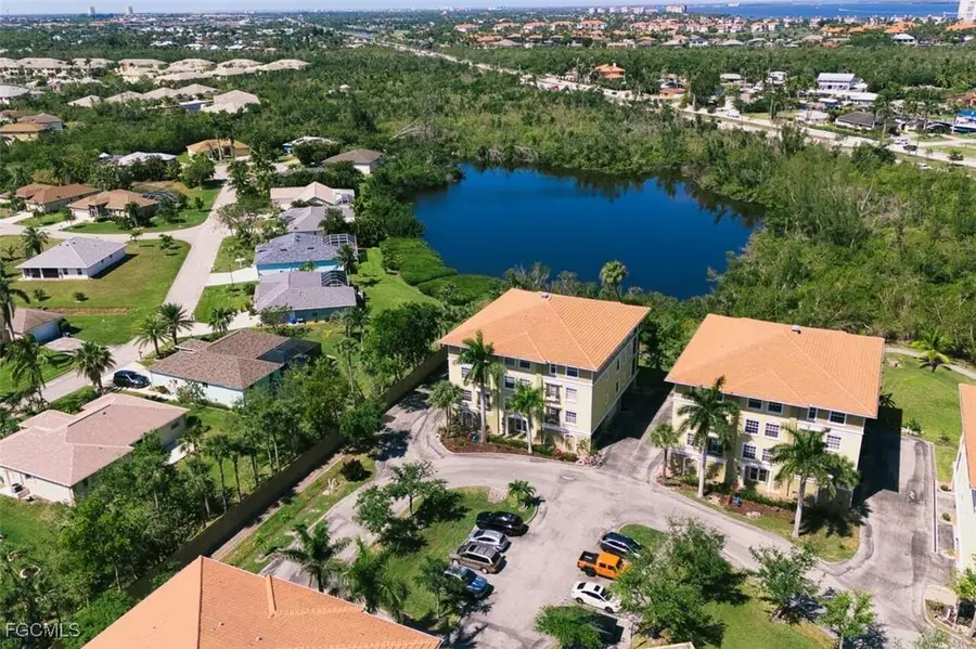 10090 Lake Cove Drive #101, Fort Myers, FL 33908 - #3