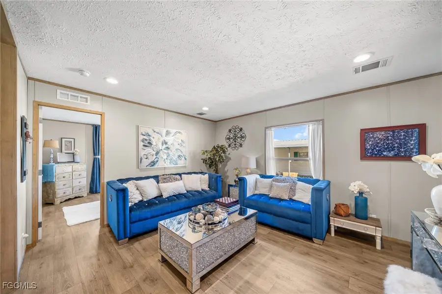 372 Santa Fe Trail, North Fort Myers, FL 33917 - Image #2