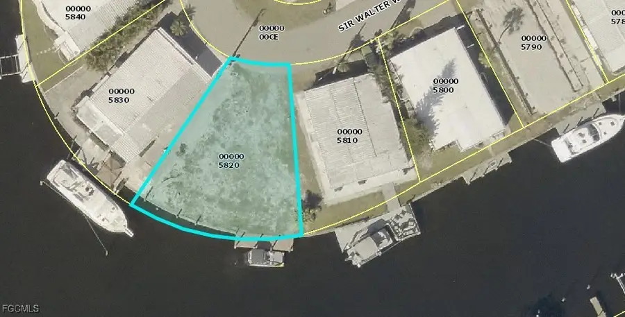 5563 Sir Walter Way, North Fort Myers, FL 33917 - Image #3