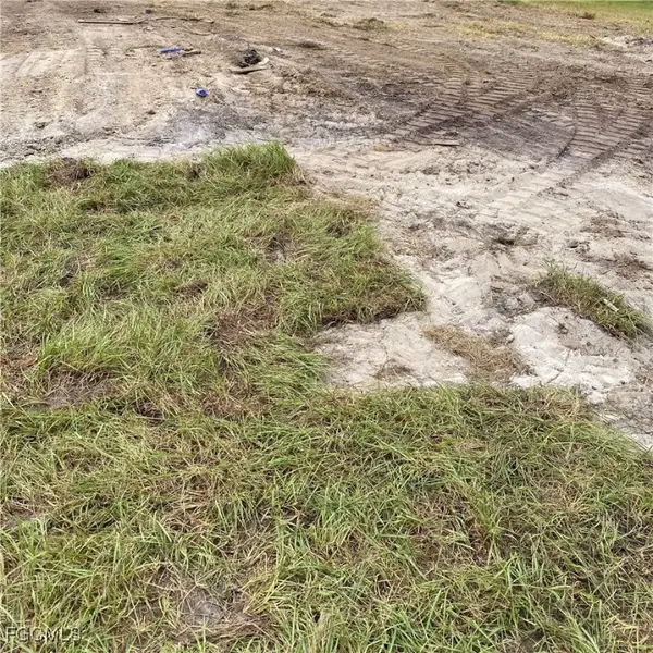 3617 8TH Street Sw, Lehigh Acres, FL 33976