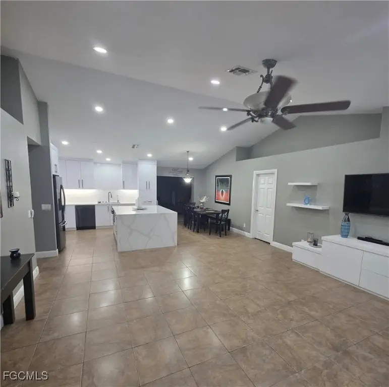 916 Anaconda Avenue S, Lehigh Acres, FL 33974 - #2