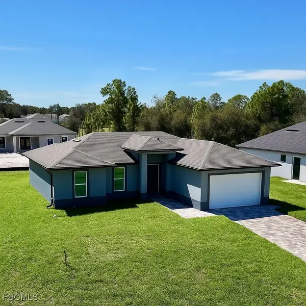 2617 44th Street W, Lehigh Acres, FL 33971