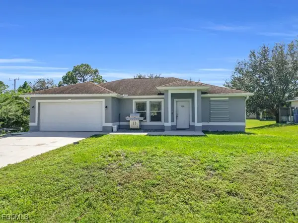 3203 38th Street W, Lehigh Acres, FL 33971