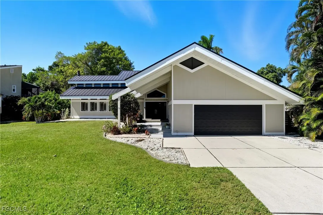 330 Prather Drive, Fort Myers, FL 33919 - Image #1