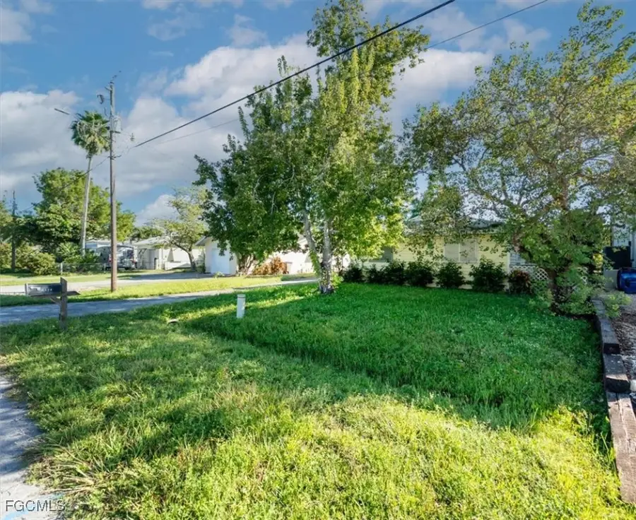 2032 Bahama Avenue, Fort Myers, FL 33905 - Image #3