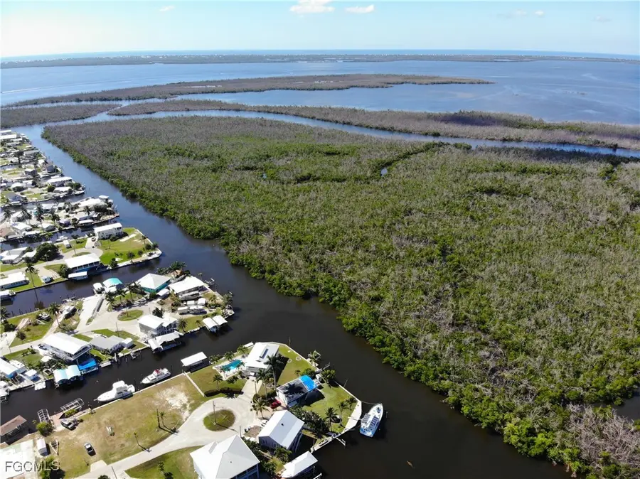 3940 Coconut Drive, Saint James City, FL 33956 - Image #2