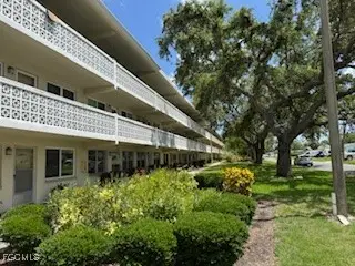 8101 11th N Street N #320, St Petersburg, FL 33702