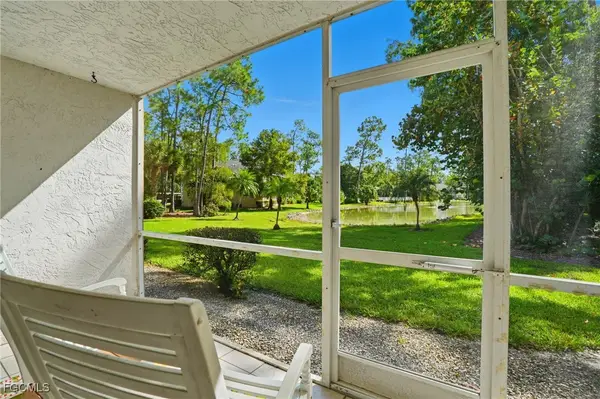 5620 Woodmere Lake Circle #B101, Naples, FL 34112