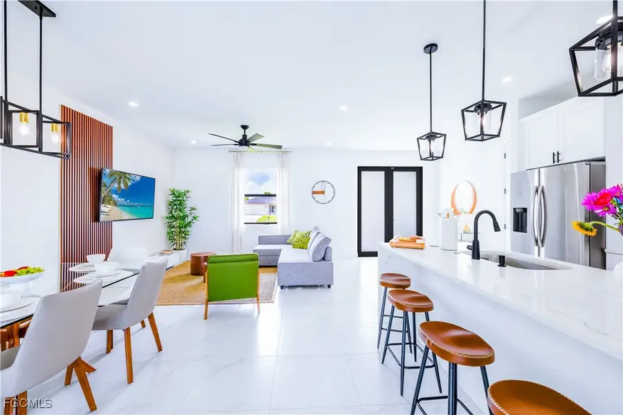 2005 Diplomat Parkway W, Cape Coral, FL 33993 - Image #2