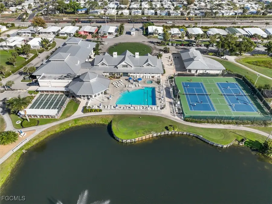 511 Crampton Lane, North Fort Myers, FL 33903 - Image #2