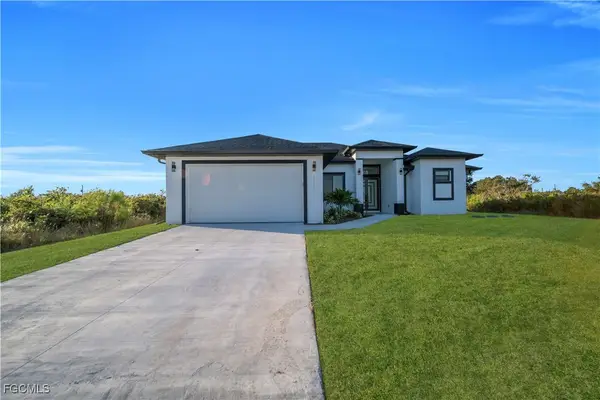 2705 68th Street W, Lehigh Acres, FL 33971