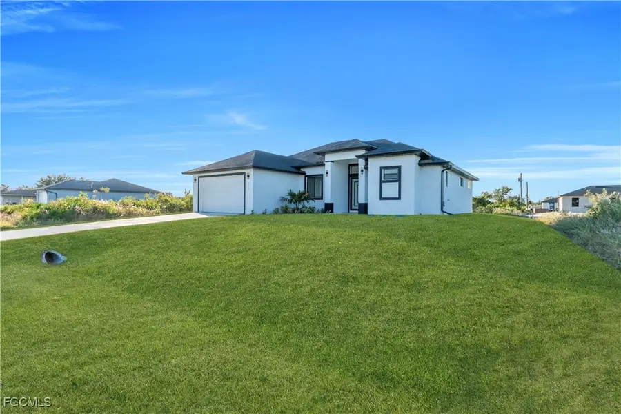 2705 68th Street W, Lehigh Acres, FL 33971 - Image #3