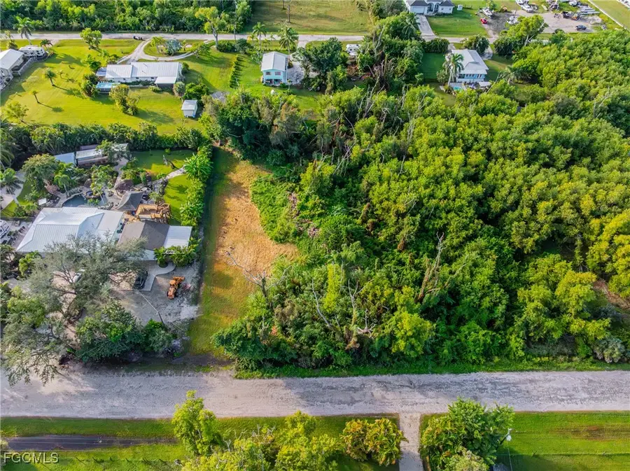 4689 Woodstock Road, Saint James City, FL 33956 - Image #2