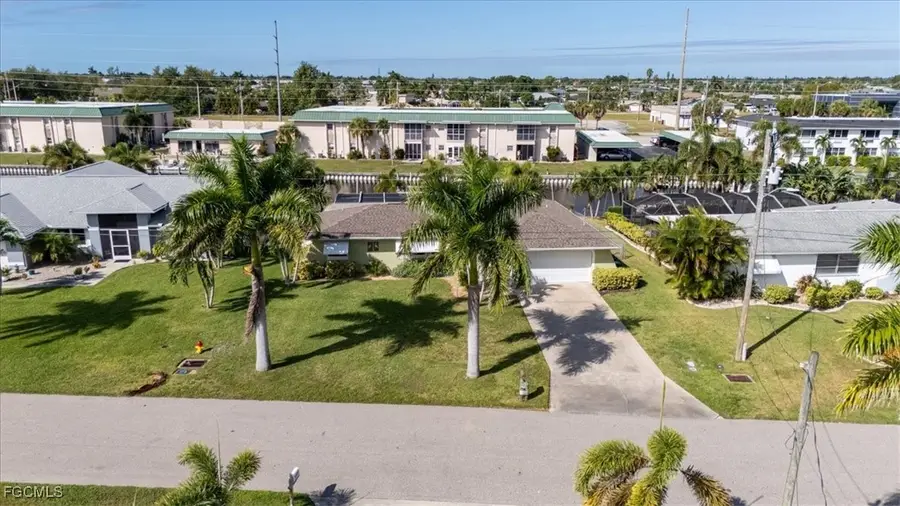 3908 SE 16th Place, Cape Coral, FL 33904 - Image #3