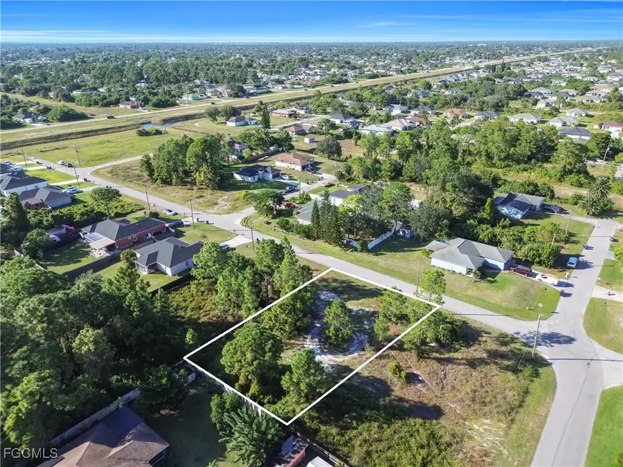 3015 32nd Street Sw, Lehigh Acres, FL 33976 - Image #3