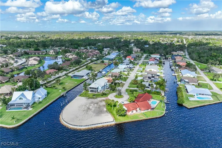 7152 Reymoor Drive, North Fort Myers, FL 33917 - Image #3