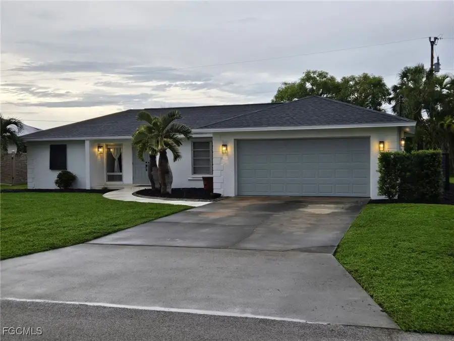 Address Withheld By Seller, Cape Coral, FL 33904 - Image #2
