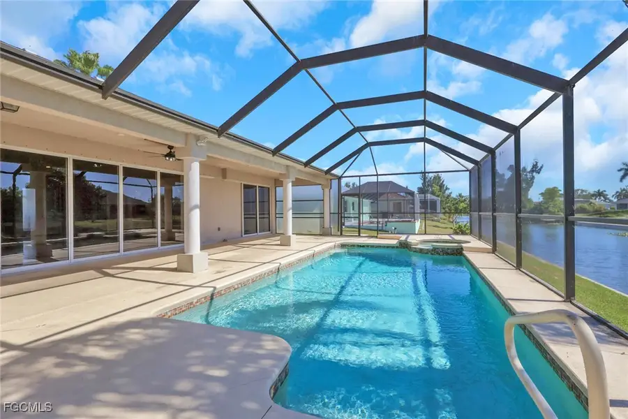 402 SE 15th Terrace, Cape Coral, FL 33990 - Image #3