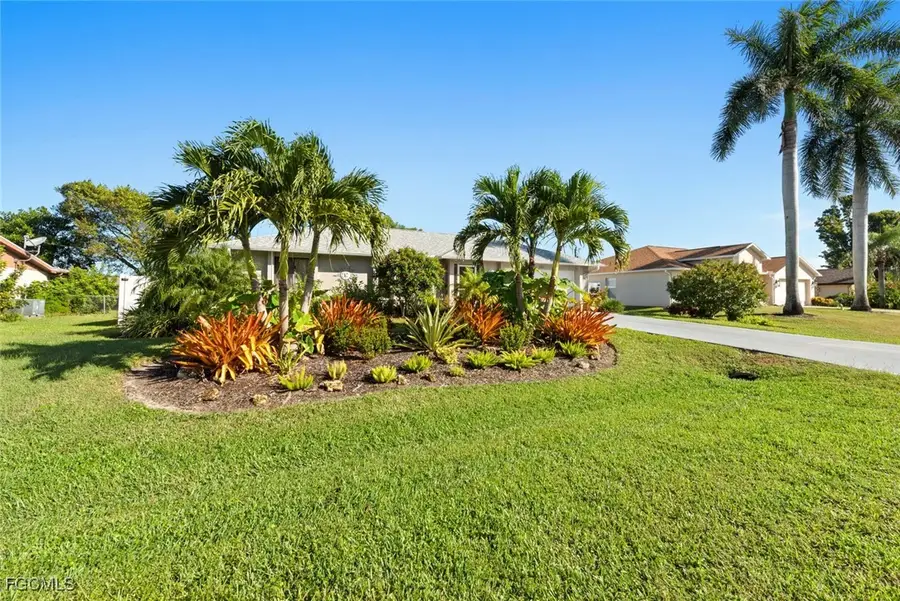 207 SE 43rd Lane, Cape Coral, FL 33904 - Image #2