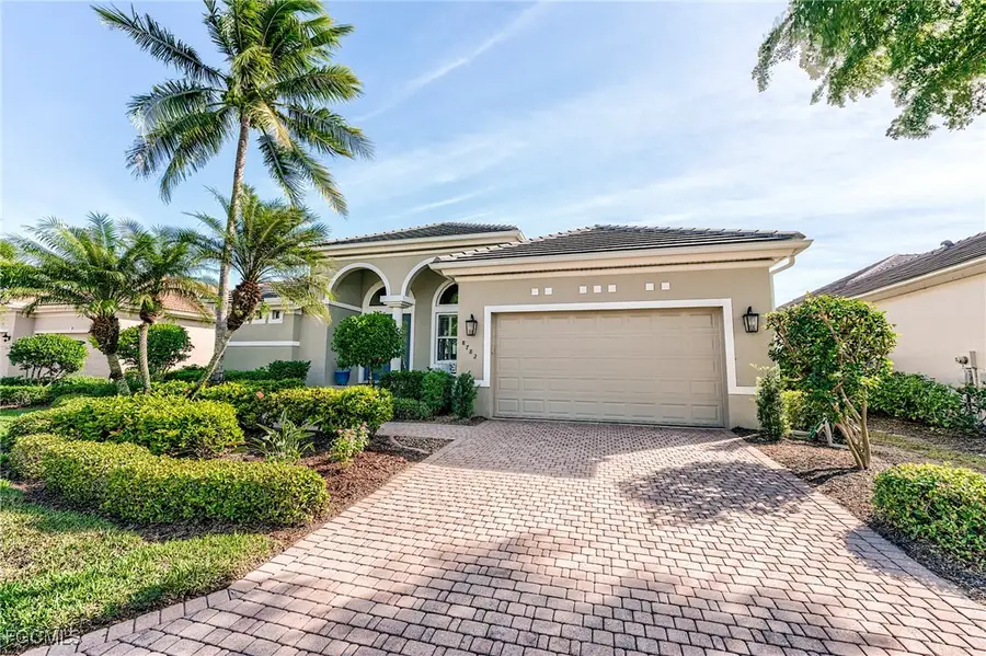 8782 New Castle Drive, Fort Myers, FL 33908 - Image #3
