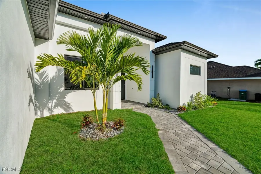 3913 Agualinda Boulevard, Cape Coral, FL 33914 - Image #3