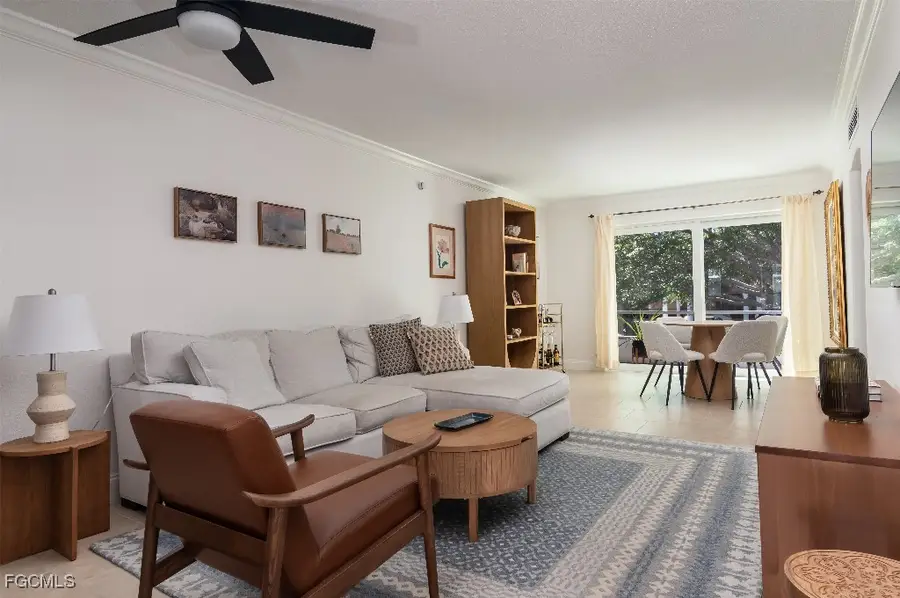 72 7th Street S #206, Naples, FL 34102 - Image #2