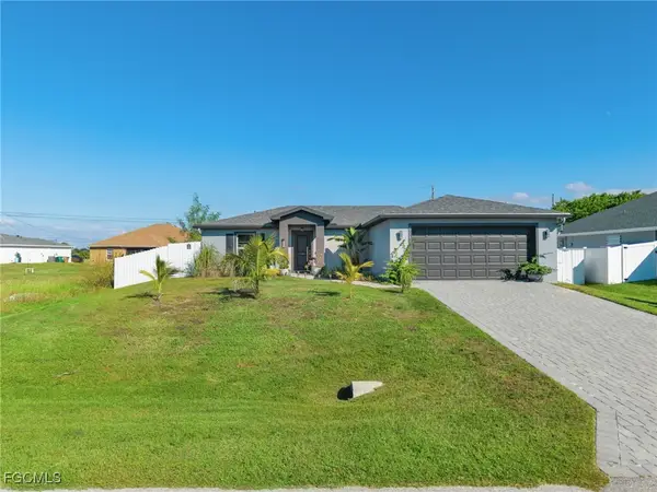 2737 NE 2nd Place, Cape Coral, FL 33909