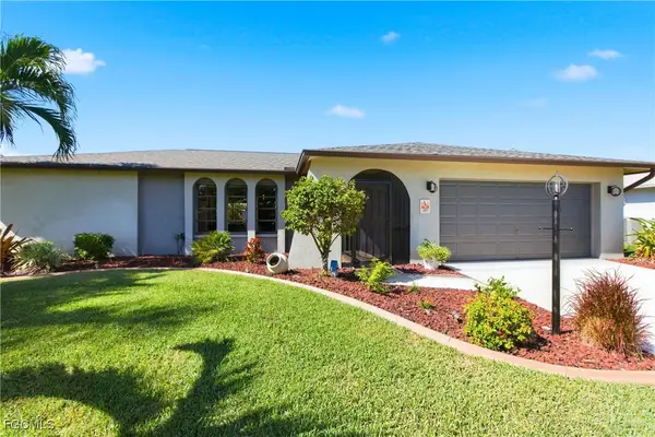 2916 SE 11th Avenue, Cape Coral, FL 33904