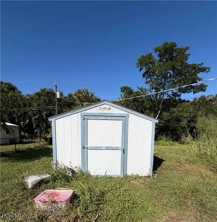 871 Lake Mcgregor Drive, Fort Myers, FL 33919 - #2