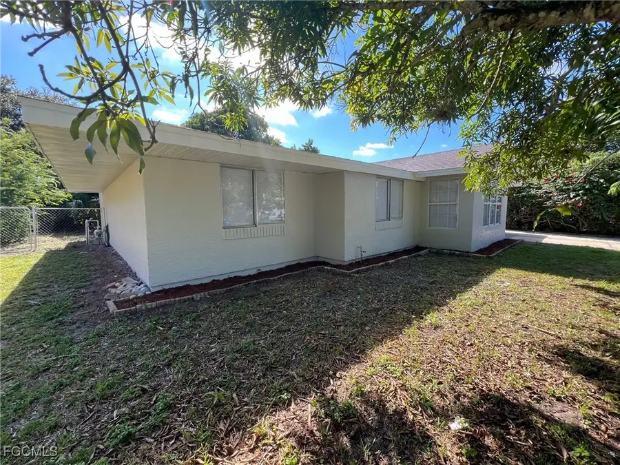 4033 School Circle, Labelle, FL 33935 - Image #3