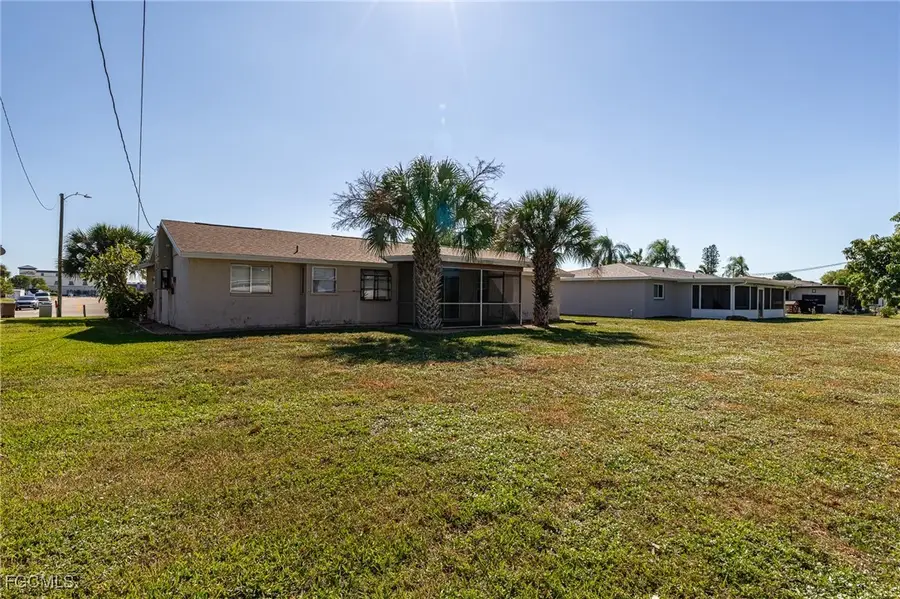 1429 SE 44th Street, Cape Coral, FL 33904 - Image #3