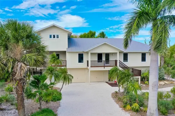 931 Snowberry Lane, Sanibel, FL 33957