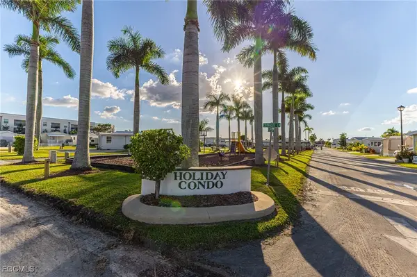 11611 Oakdale Drive #458, Fort Myers, FL 33908