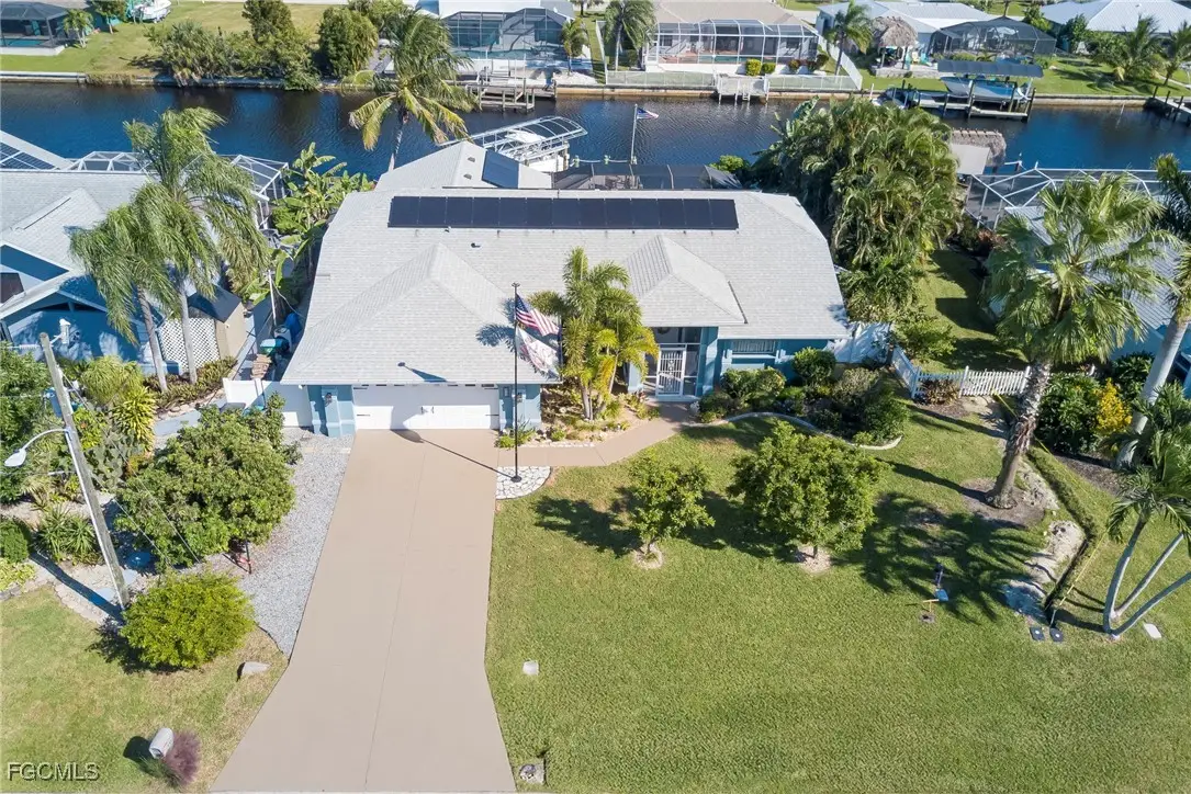 935 SE 20th Court, Cape Coral, FL 33990 - Image #1