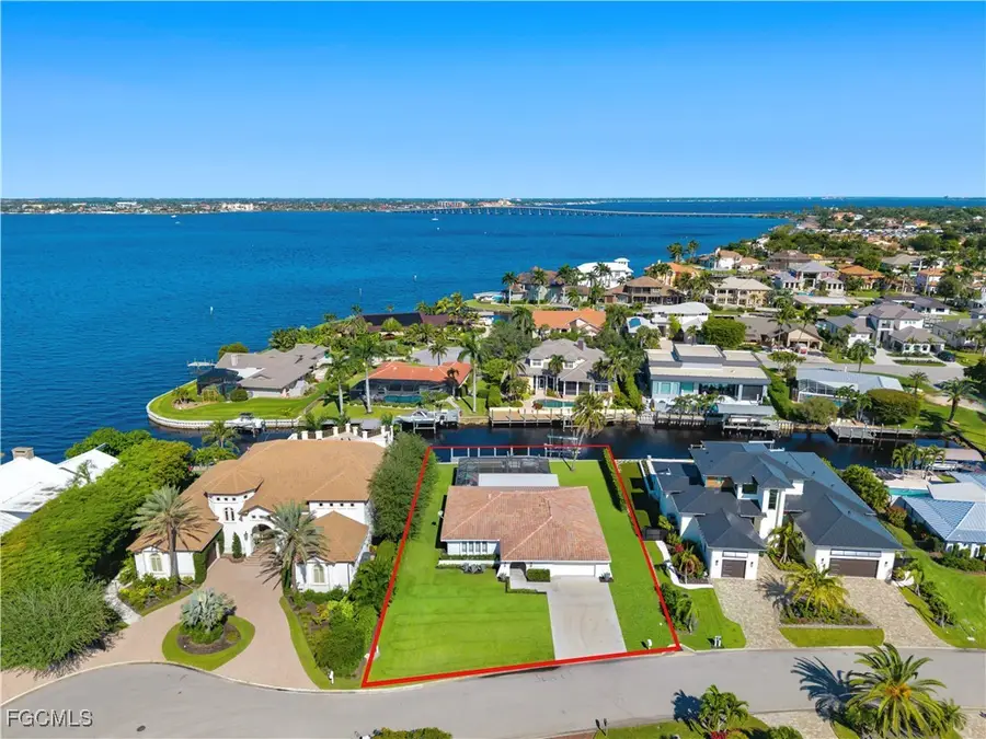 775 Cal Cove Drive, Fort Myers, FL 33919 - Image #2