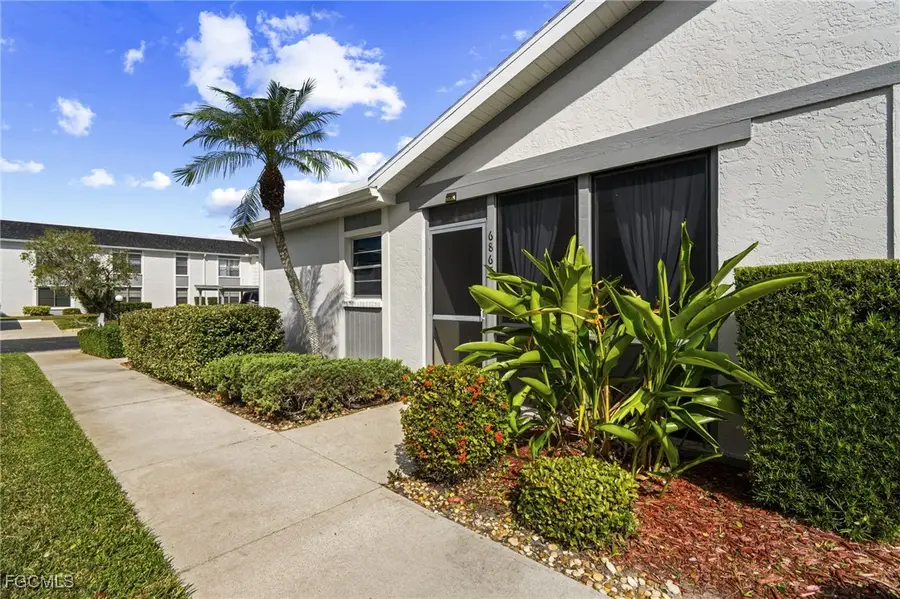 6865 Sandtrap Drive, Fort Myers, FL 33919 - Image #2