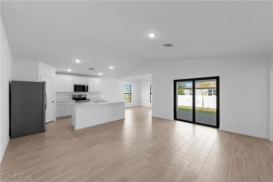 5097 N Peachtree Circle, Labelle, FL 33935 - Image #2