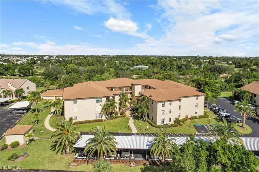 8474 Charter Club Circle #13, Fort Myers, FL 33919 - Image #2