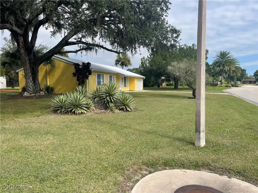 4015 Rainbow Circle, Labelle, FL 33935 - Image #2