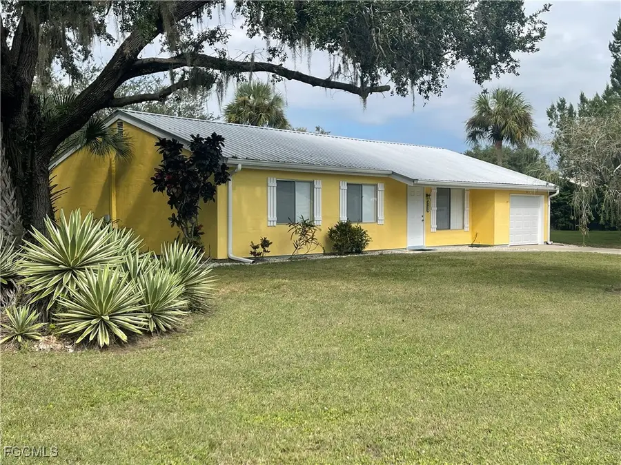 4015 Rainbow Circle, Labelle, FL 33935 - Image #3