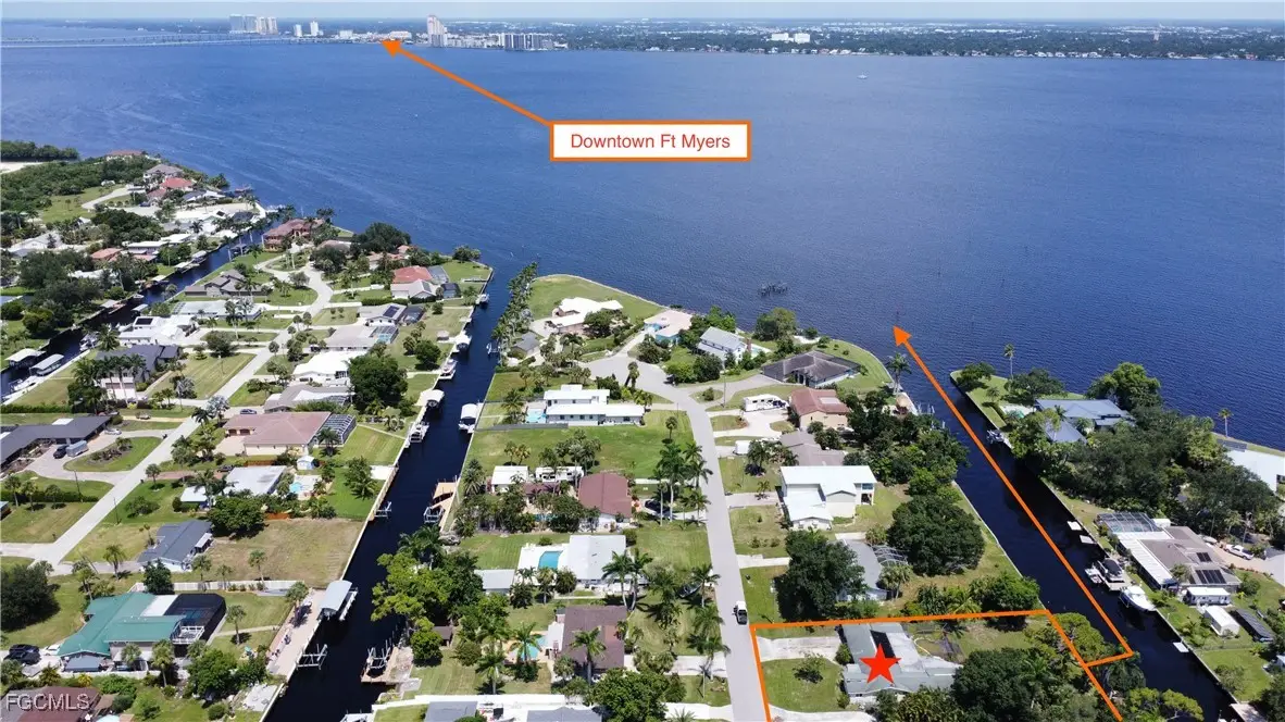 1845 Marina Circle, North Fort Myers, FL 33903 - Image #1