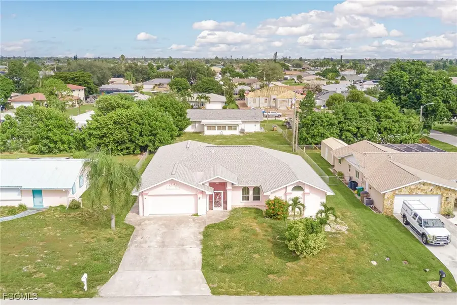 1141 SE 35th Terrace, Cape Coral, FL 33904 - Image #2