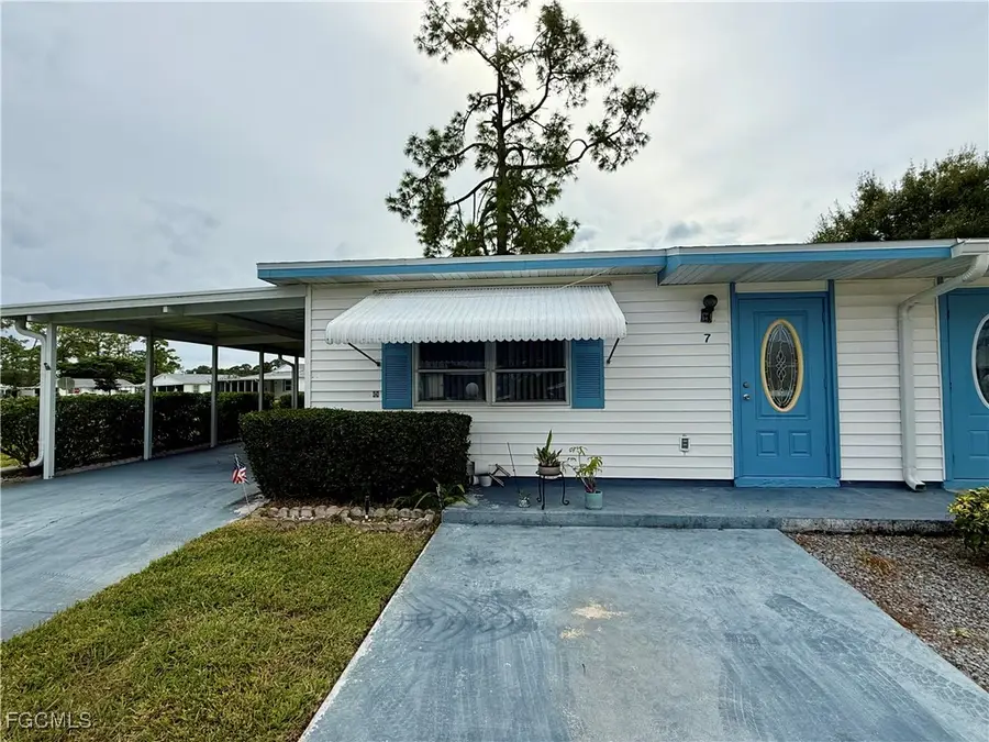 7 Desert Candle Circle, Lehigh Acres, FL 33936 - Image #2