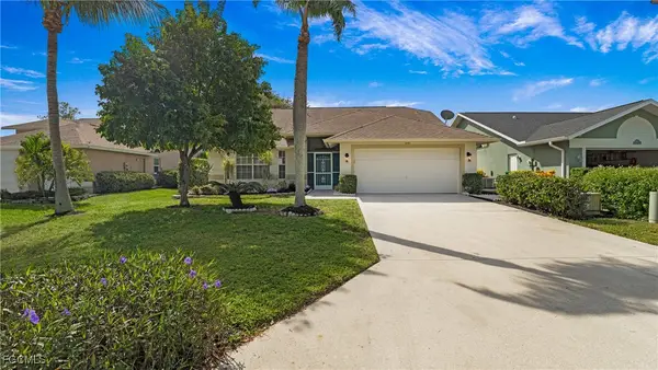 748 Belville Boulevard, Naples, FL 34104
