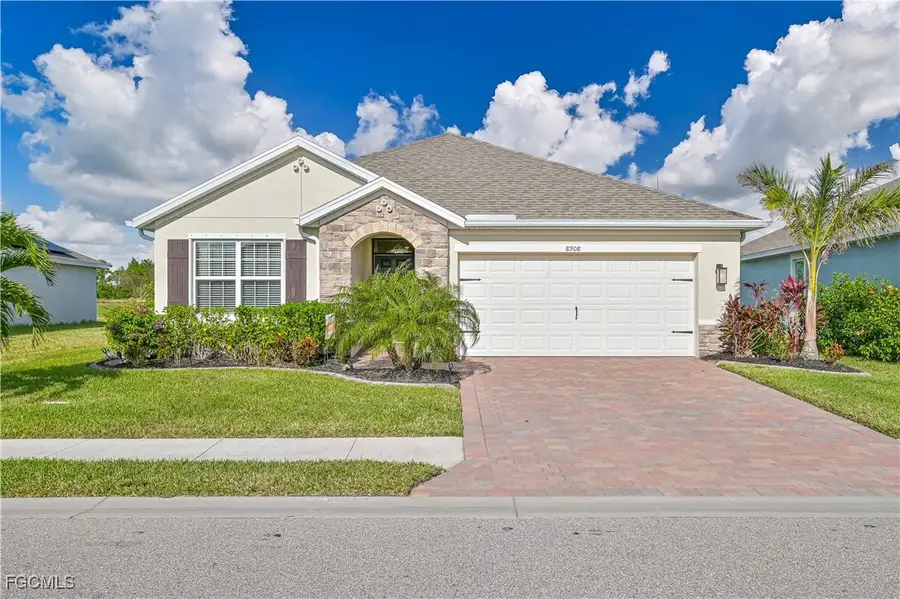8908 Cascade Price Circle, North Fort Myers, FL 33917 - Image #2