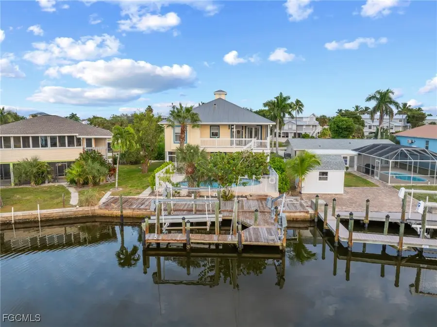 2291 Palm Avenue, Saint James City, FL 33956 - Image #2