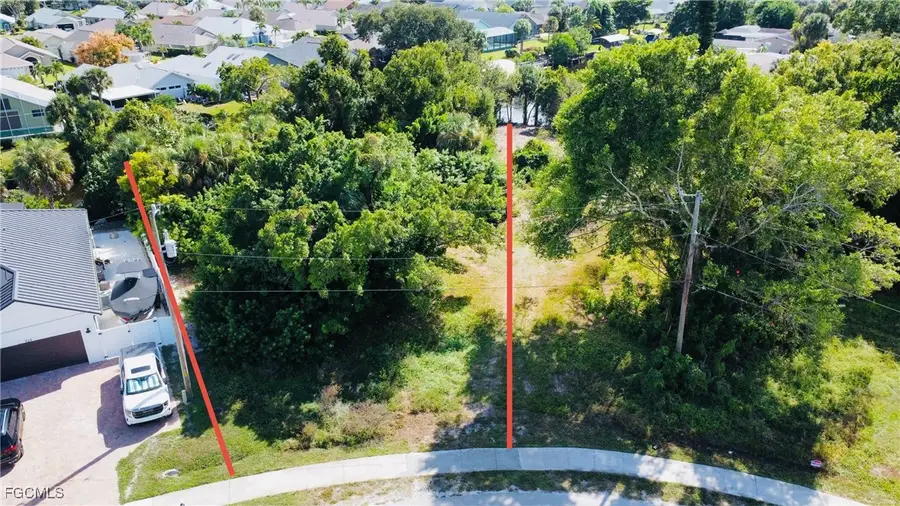 935 Iris Drive, North Fort Myers, FL 33903 - Image #3